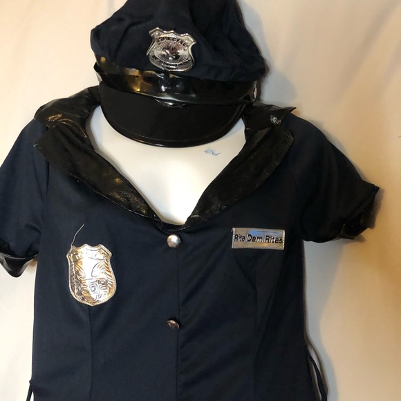 Rita Dem Rite police costume M 6-8 - Picture 8 of 8